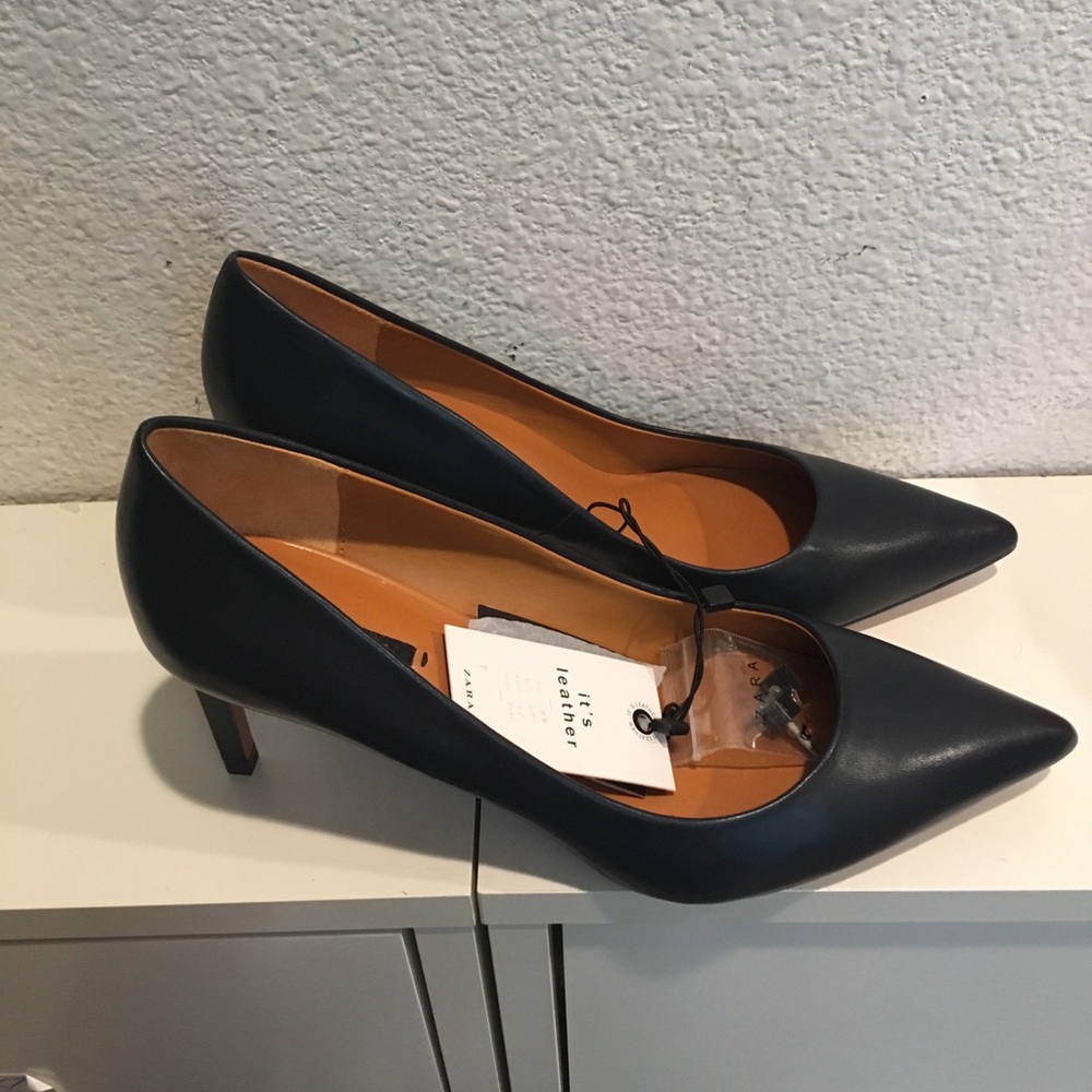 Zara navy blue leather high heel pumps NWT - Picture 5 of 6